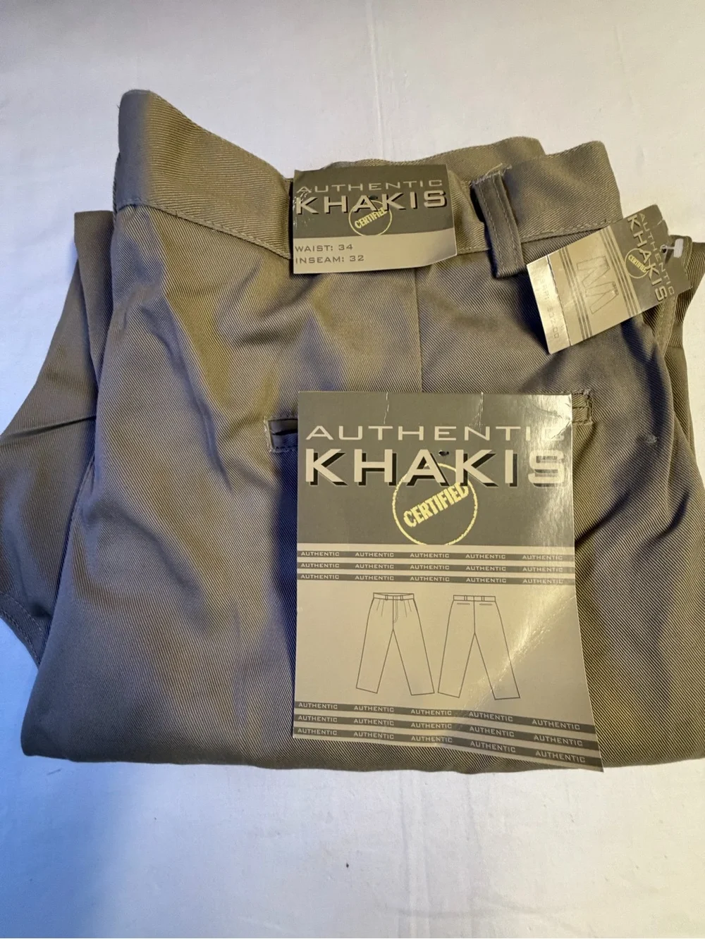 Men's Classic Pleated Dress Pants - Khaki